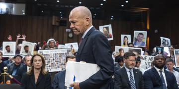 Boeing to Plead Guilty to Fraud Charges Over 737 Max Crashes, Avoids Criminal Trial